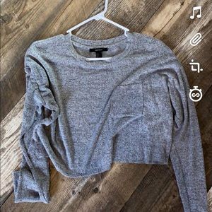 Long sleeve cropped shirt